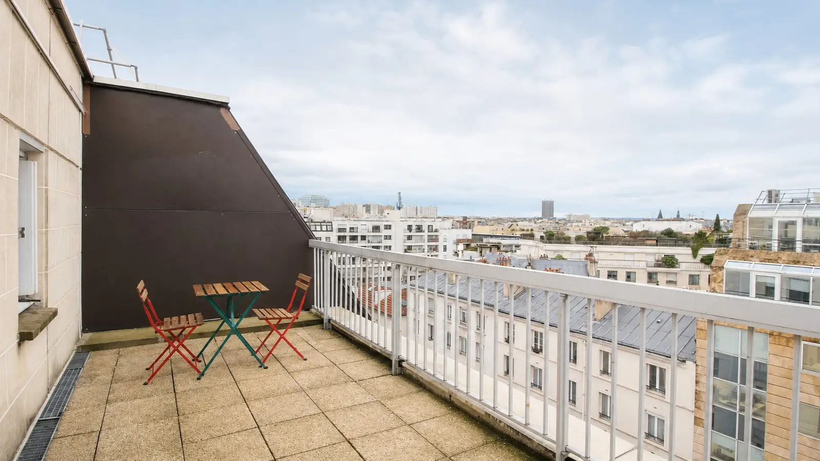 Room Rue Victor Hugo in Paris