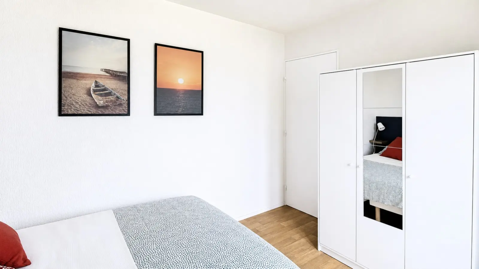 Room Rue Victor Hugo in Paris