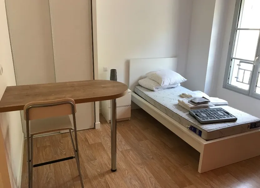 Chambre Rue de Bouvines à Compiègne