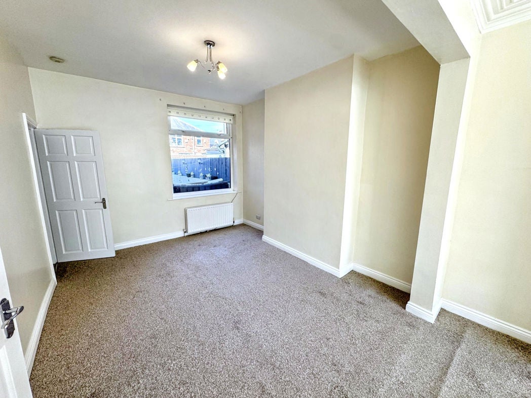 Flat Chestnut Grove in Thornaby-on-Tees