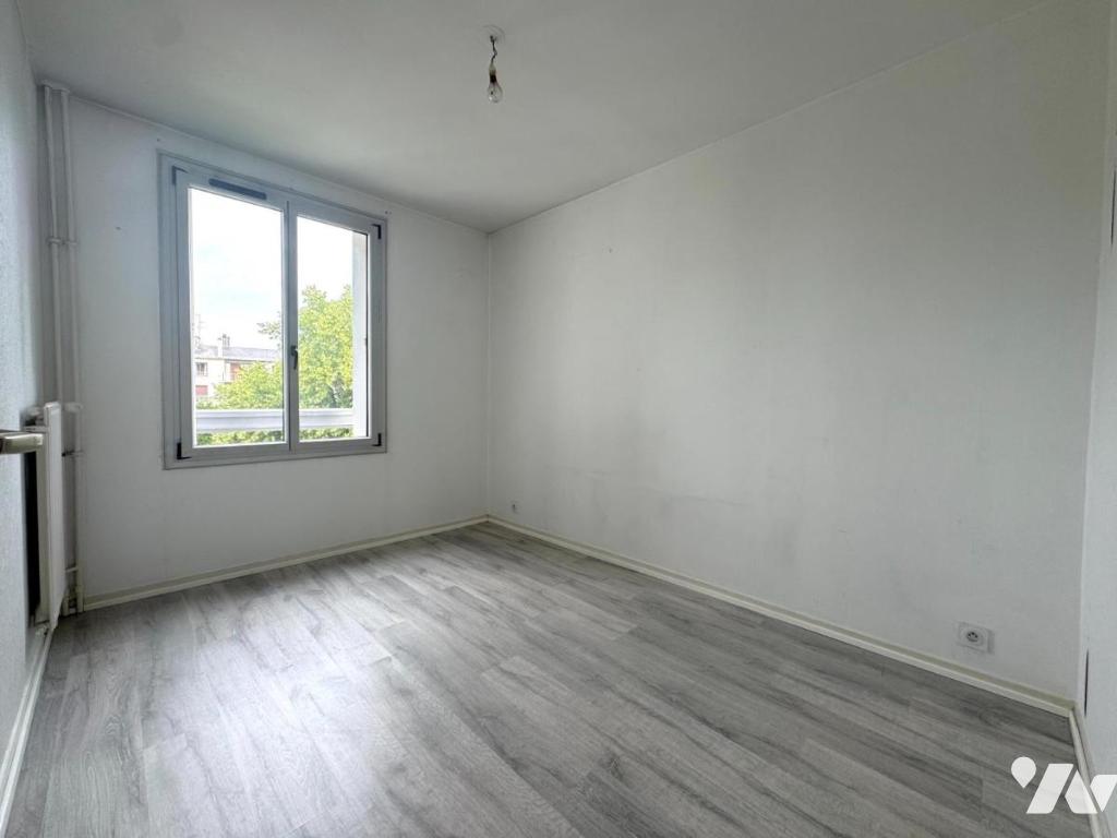 Flat Rue de Sillery in Reims