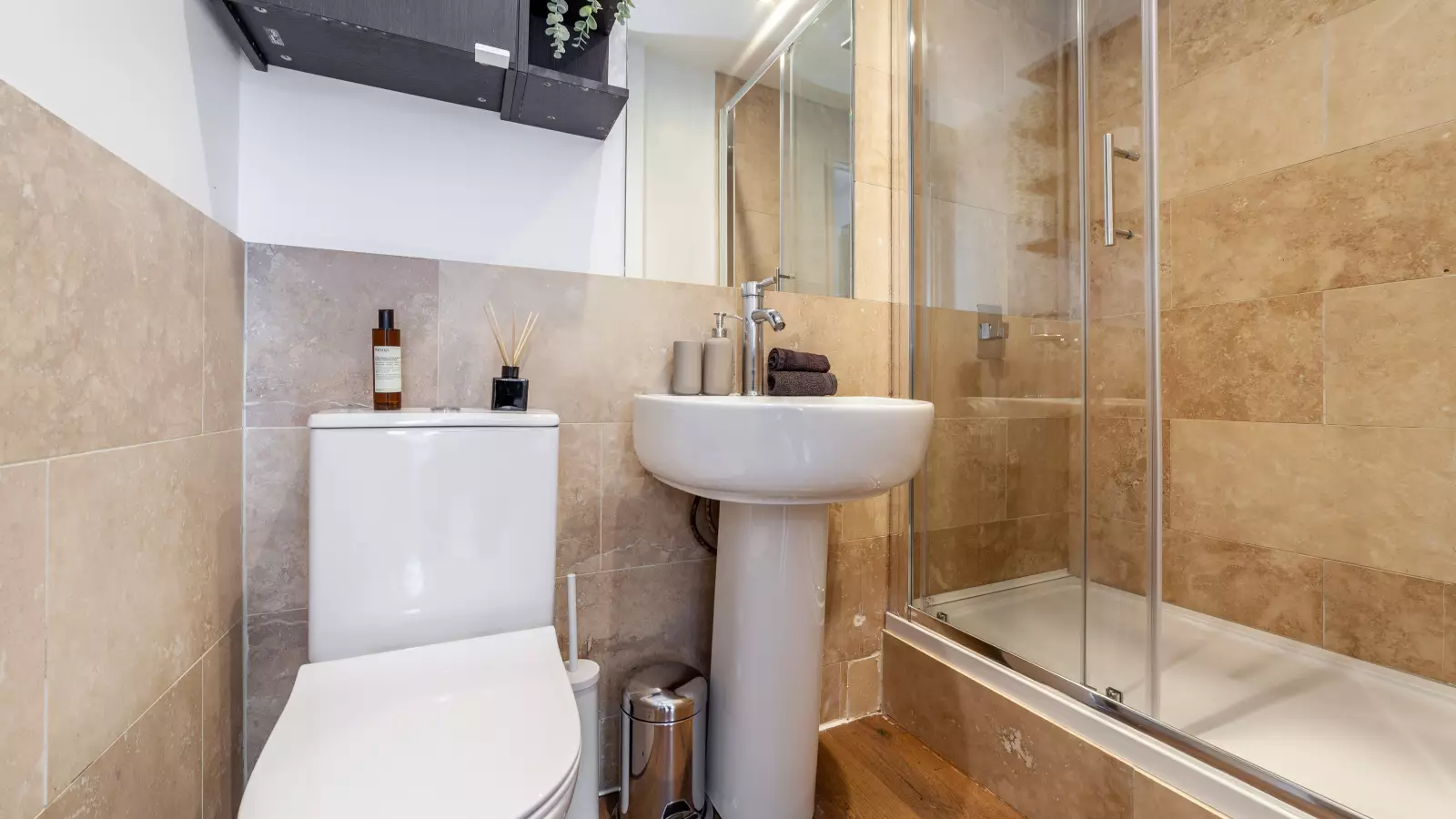 Flat Marcon Place in Greater London