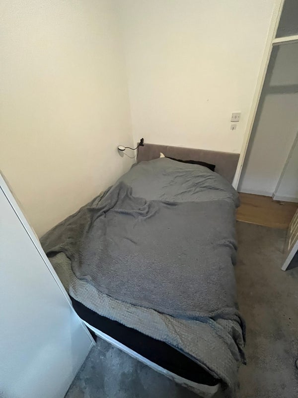 Room Peel Lane in Newcastle upon Tyne