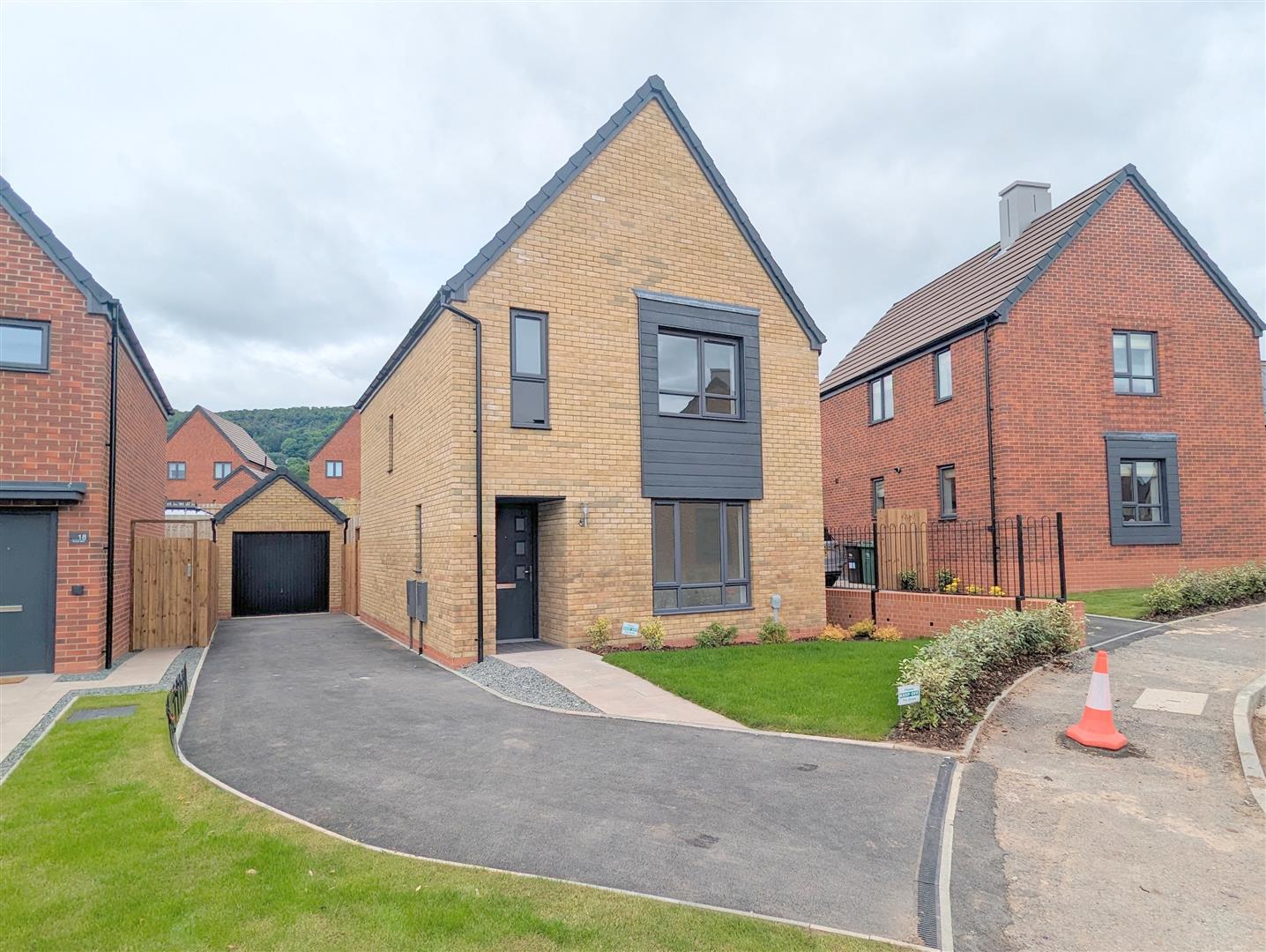 House Ryle Way in Malvern Hills