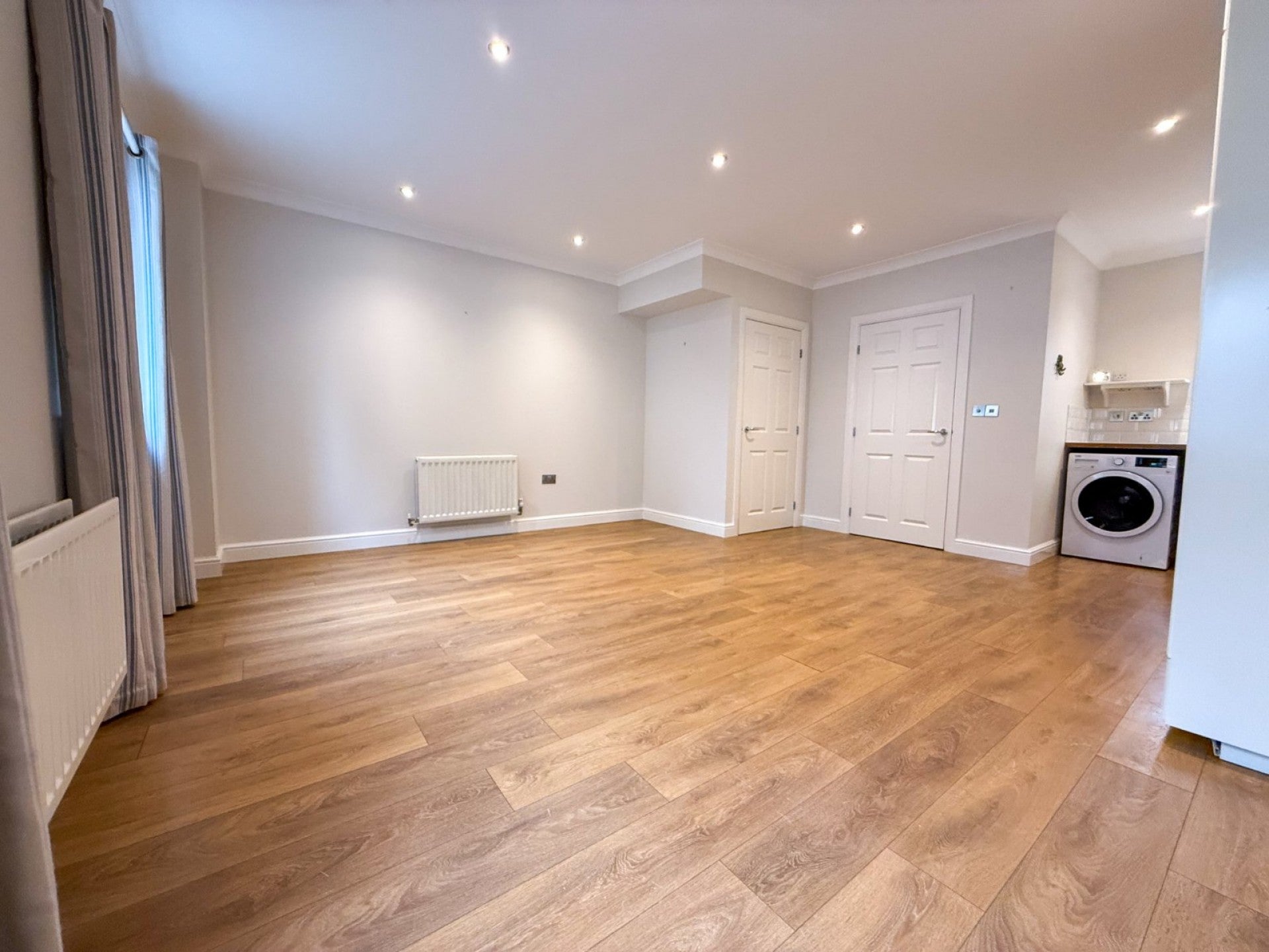 Flat Lockside in Bristol