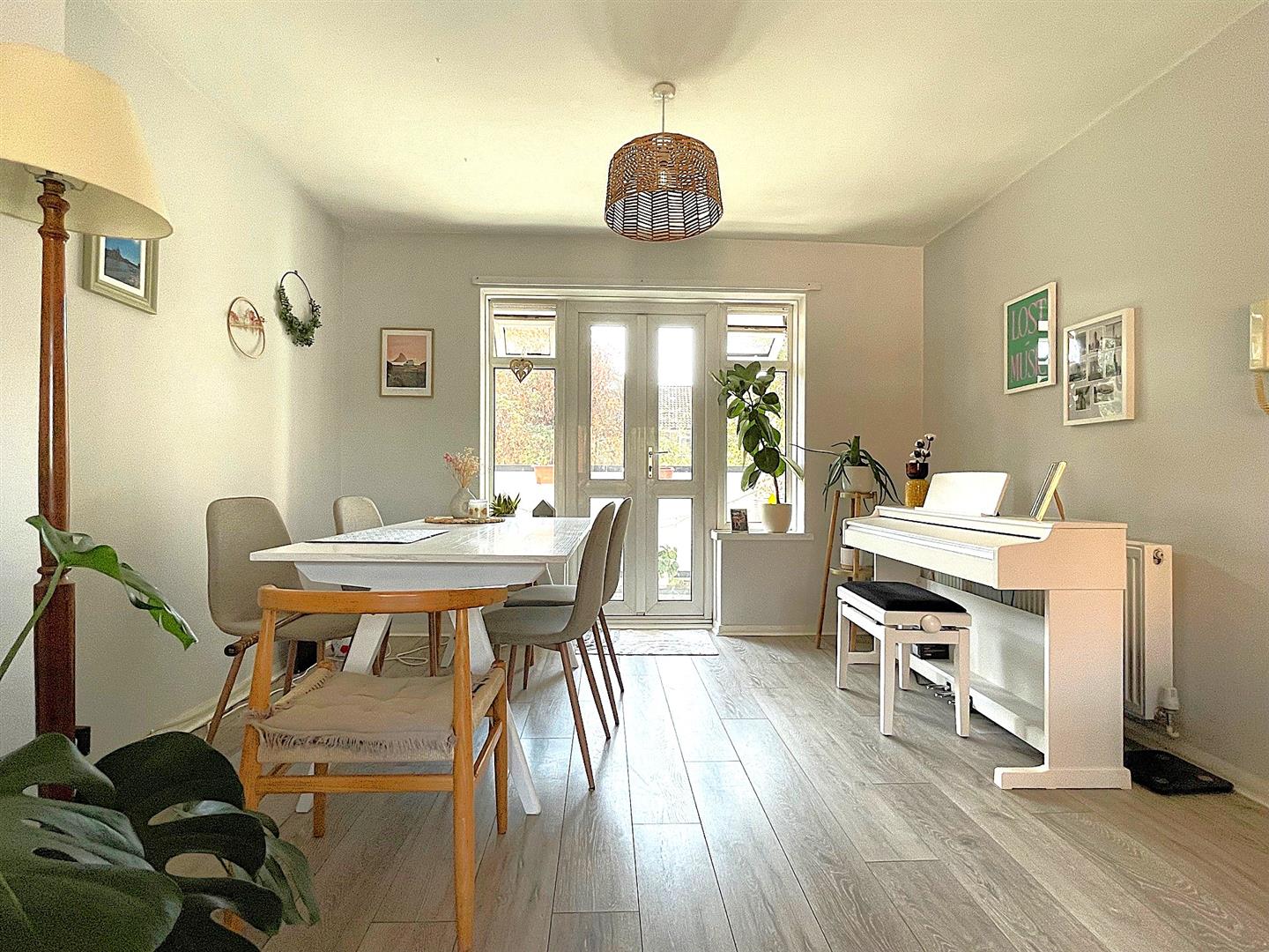Flat Saville Row in Greater London