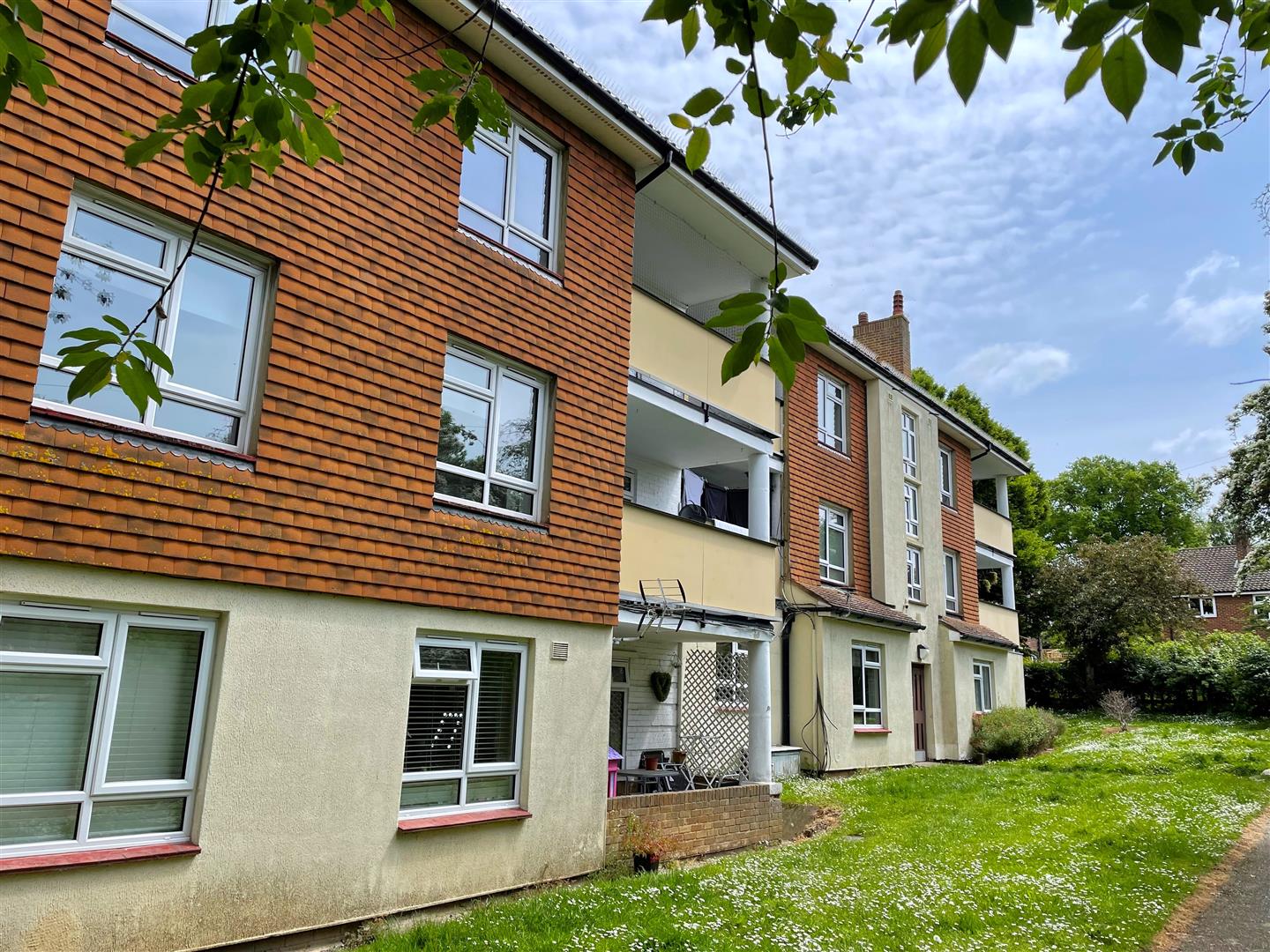 Flat Saville Row in Greater London