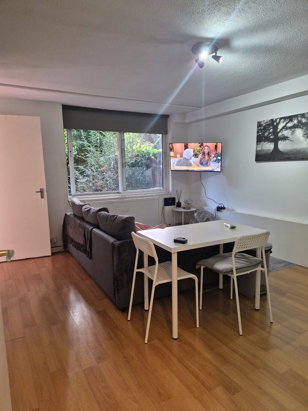 Flat Talbot Road in City of Westminster