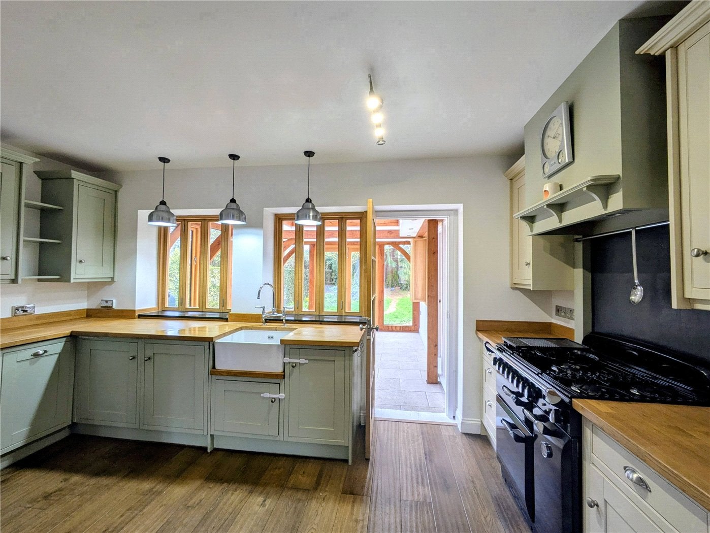 House Roe Lane in Greater London