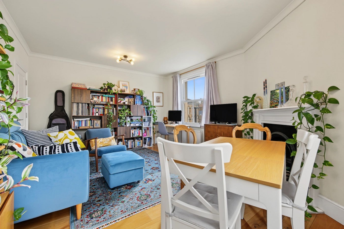 Flat Blackstock Road in Greater London