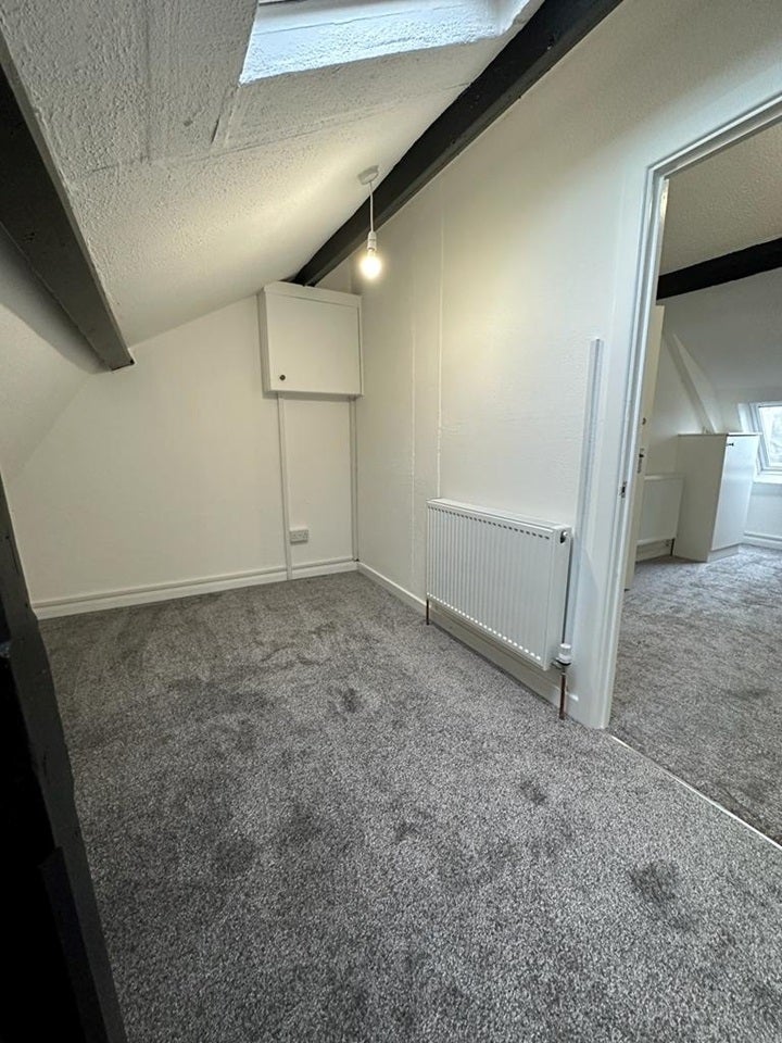 Flat Albion Road in Pembroke Dock