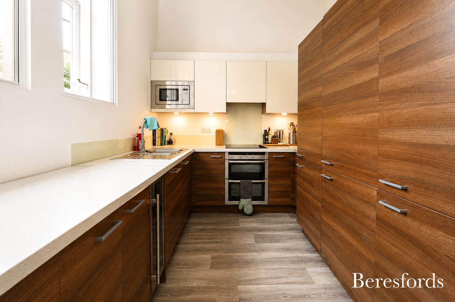 Flat Pastoral Way in Brentwood