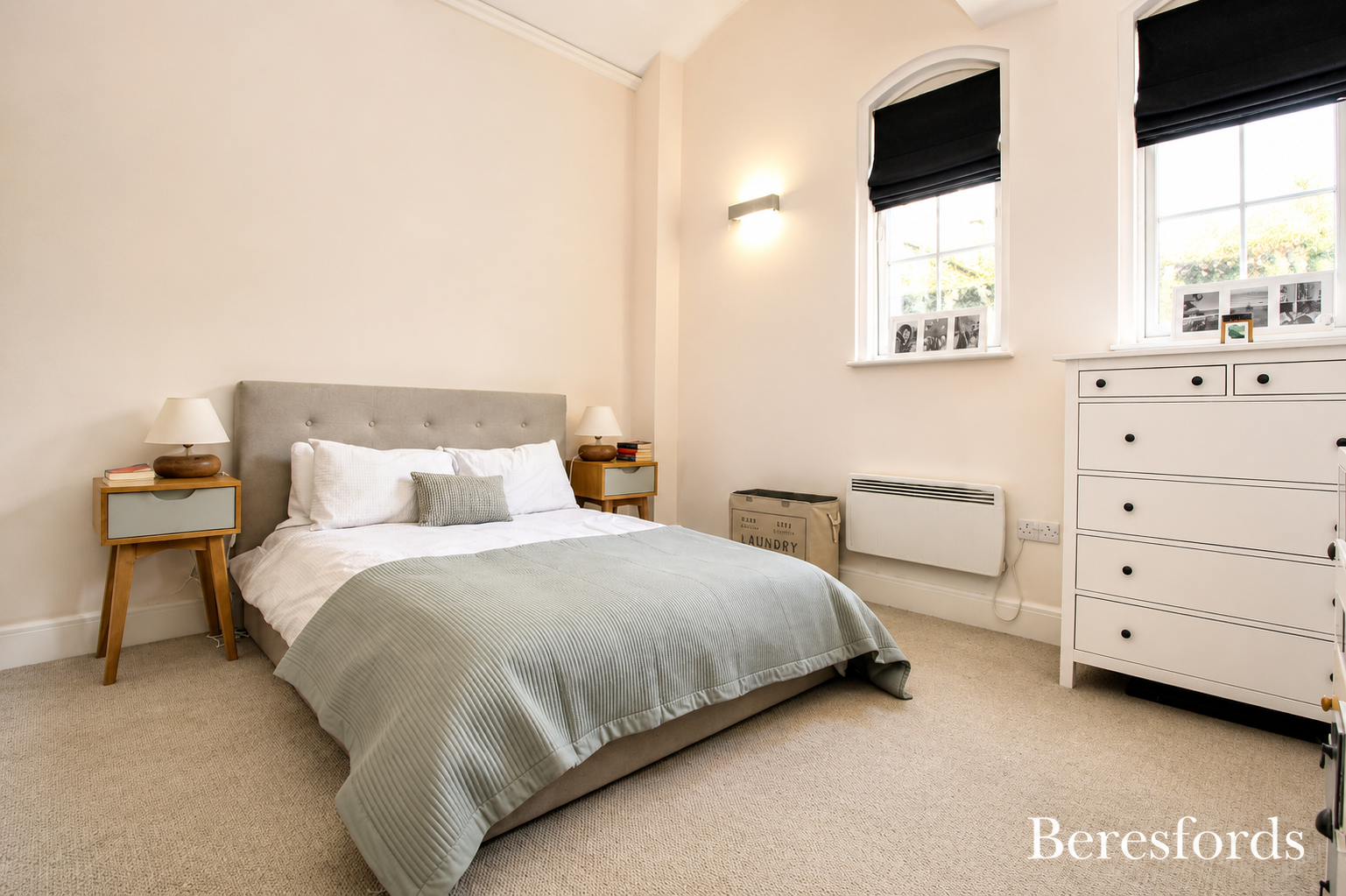 Flat Pastoral Way in Brentwood