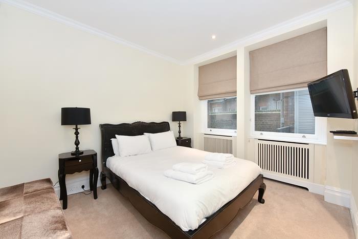 Flat Basil Street in London