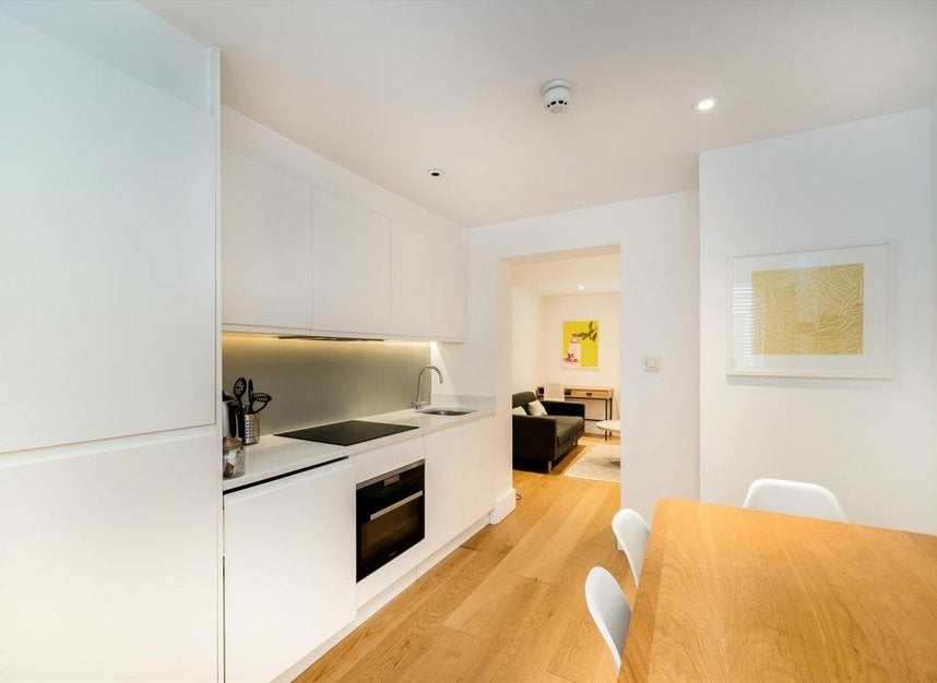Flat Fulham Road in Greater London