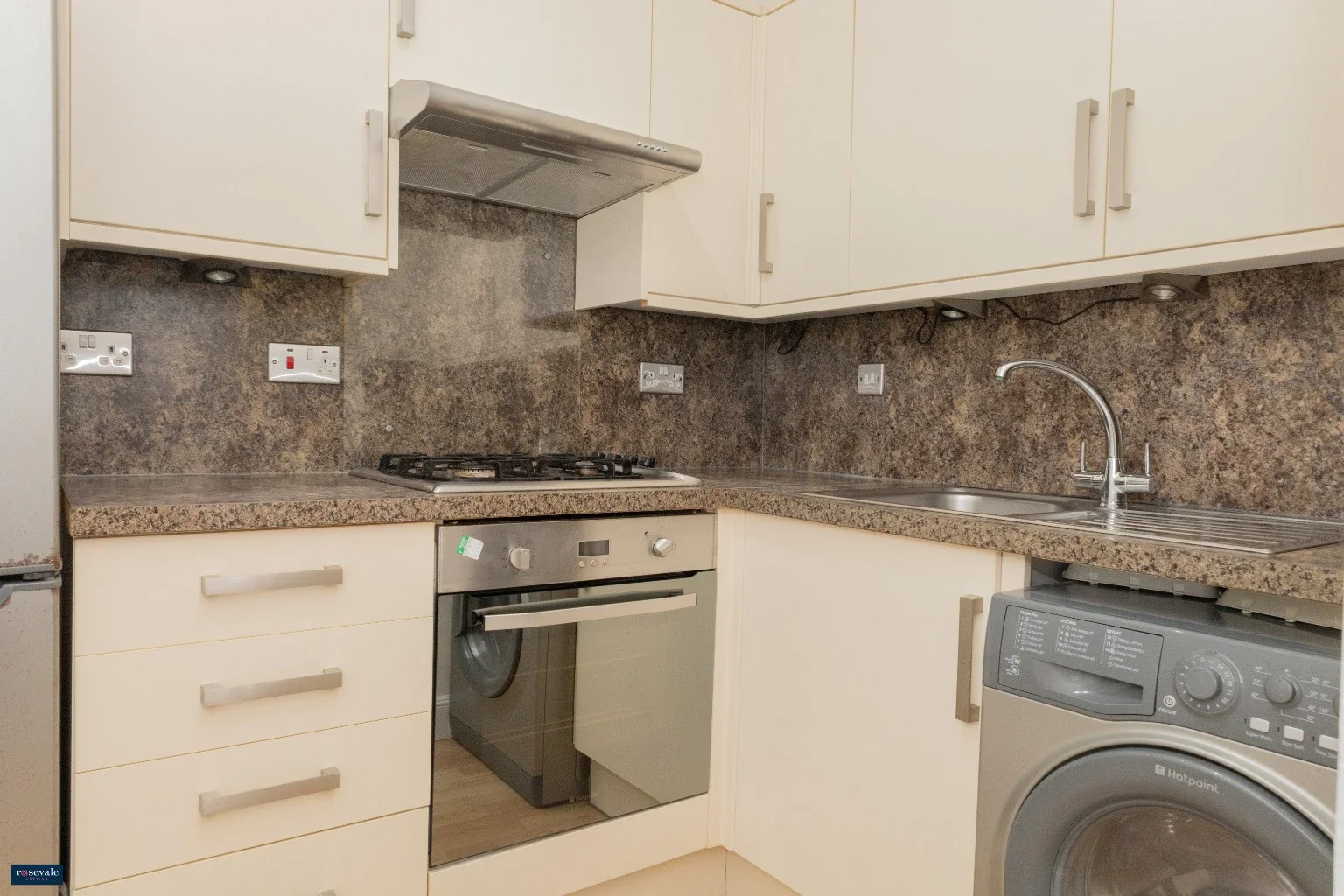 Flat Yorkhill Street in Glasgow