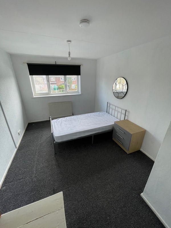 Room Rowan Close in Breckland District