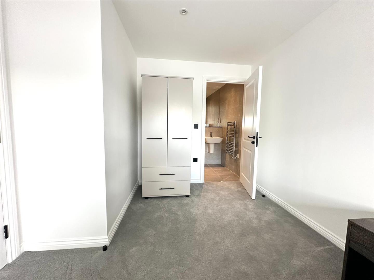 Flat Springwell Road in Leeds