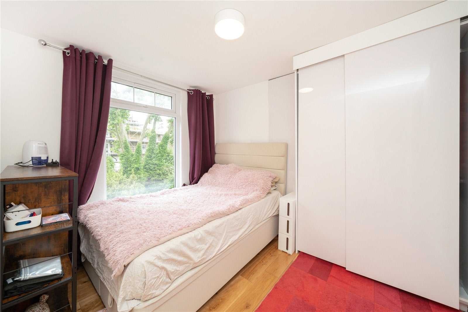 Flat Pemberton Gardens in Greater London