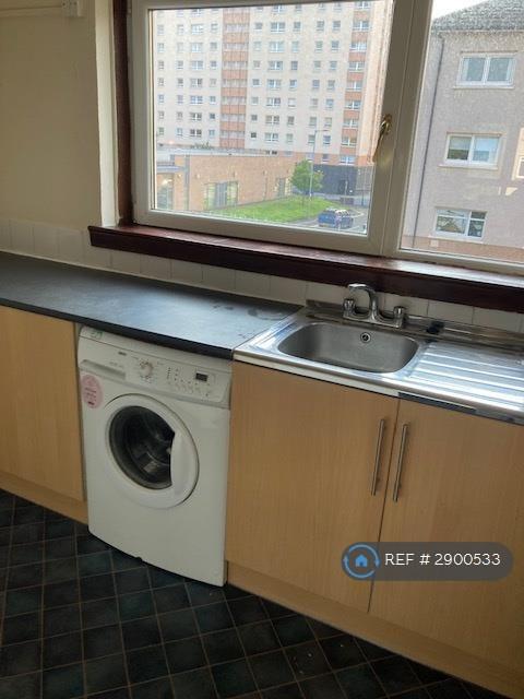 Flat St Mungo Avenue in Glasgow
