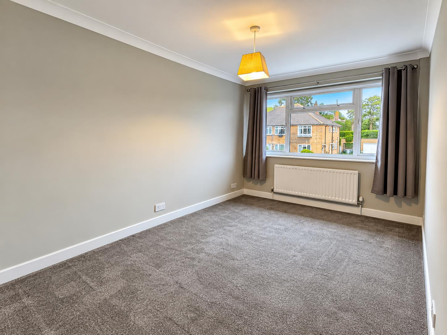 Flat Hereford Close in Epsom and Ewell