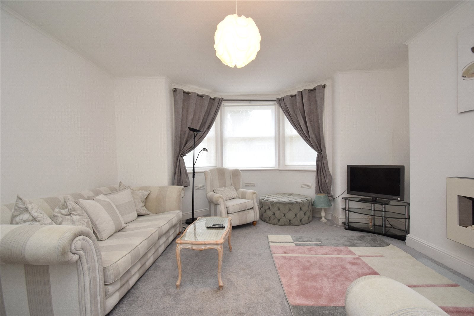 Flat Esplanade Road in Scarborough