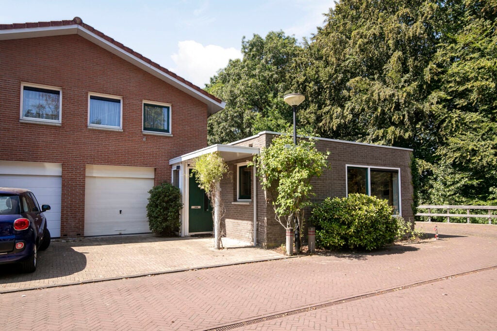 Huis Prins Johan Frisolaan 2 in Amersfoort