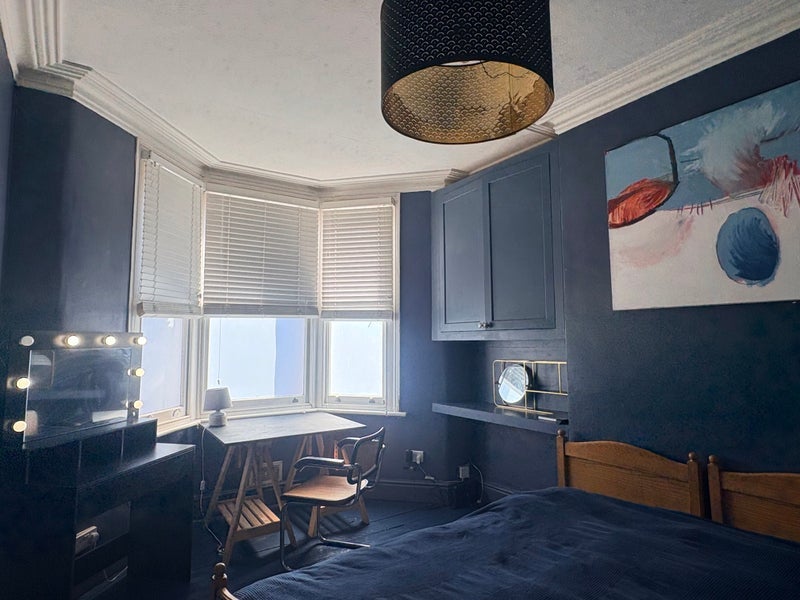 Room Somerset Road in Bristol