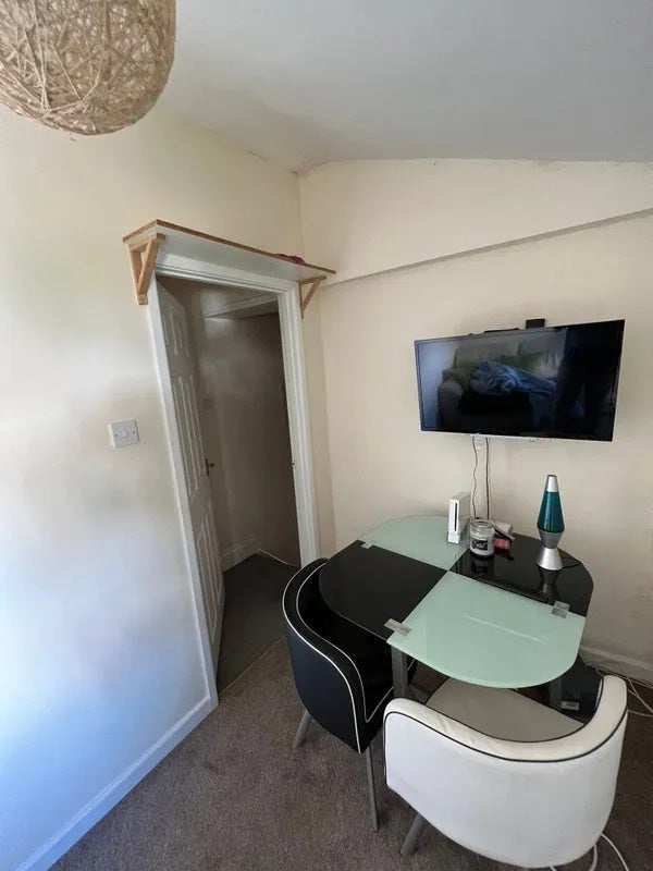 Room Long Cross in Bristol