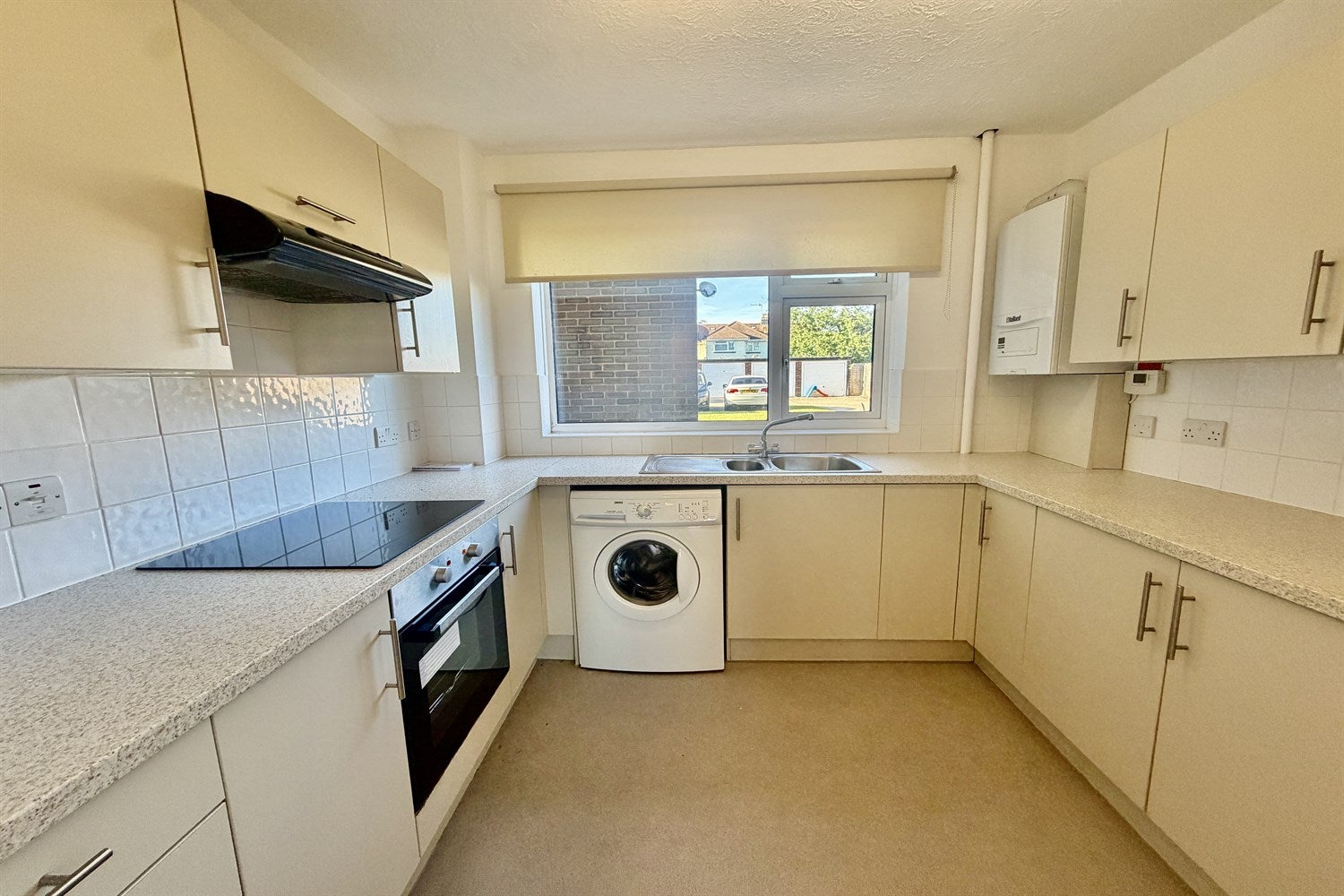 Flat Worthing Road in Arun