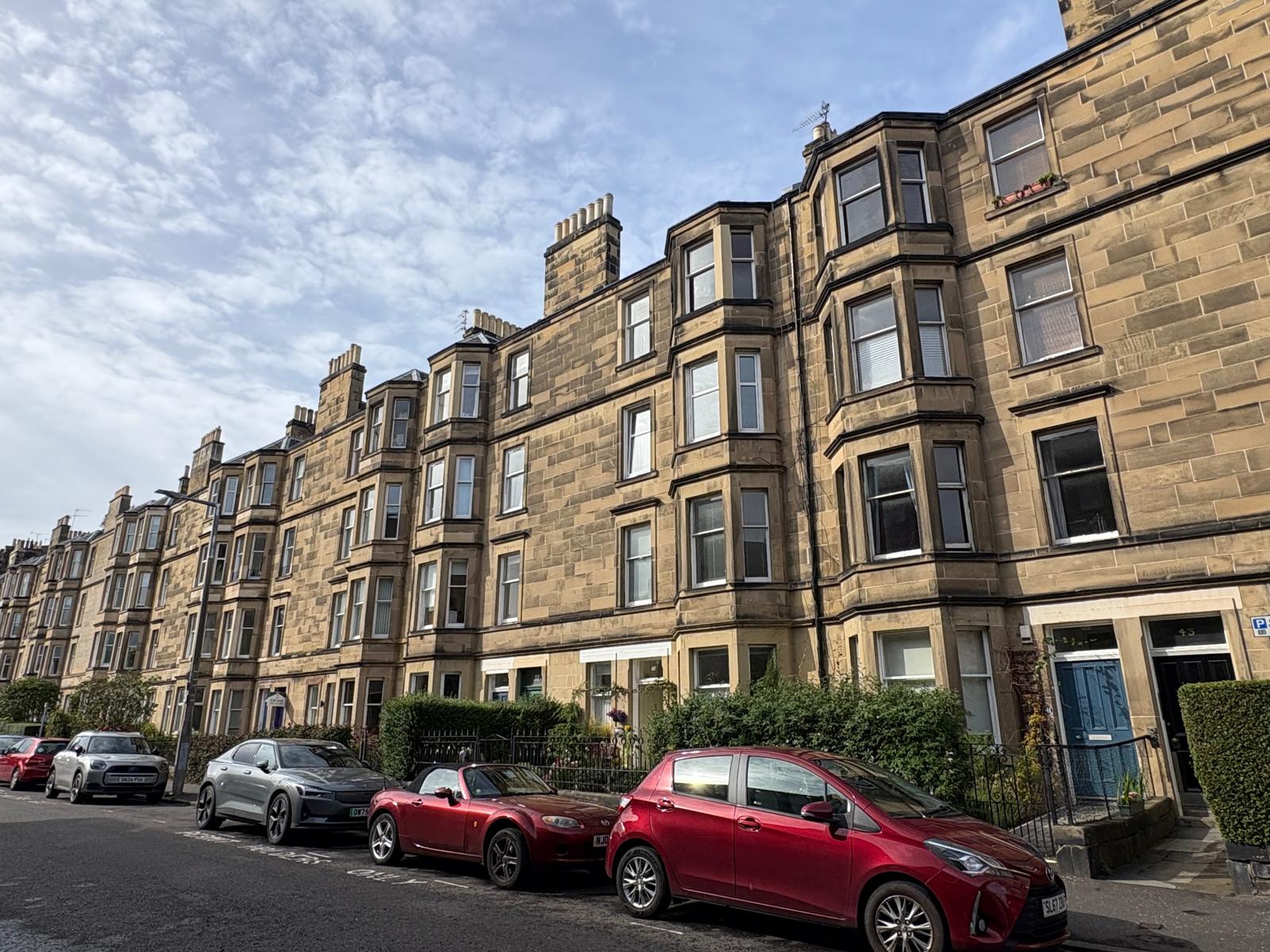 Flat Falcon Avenue in City of Edinburgh