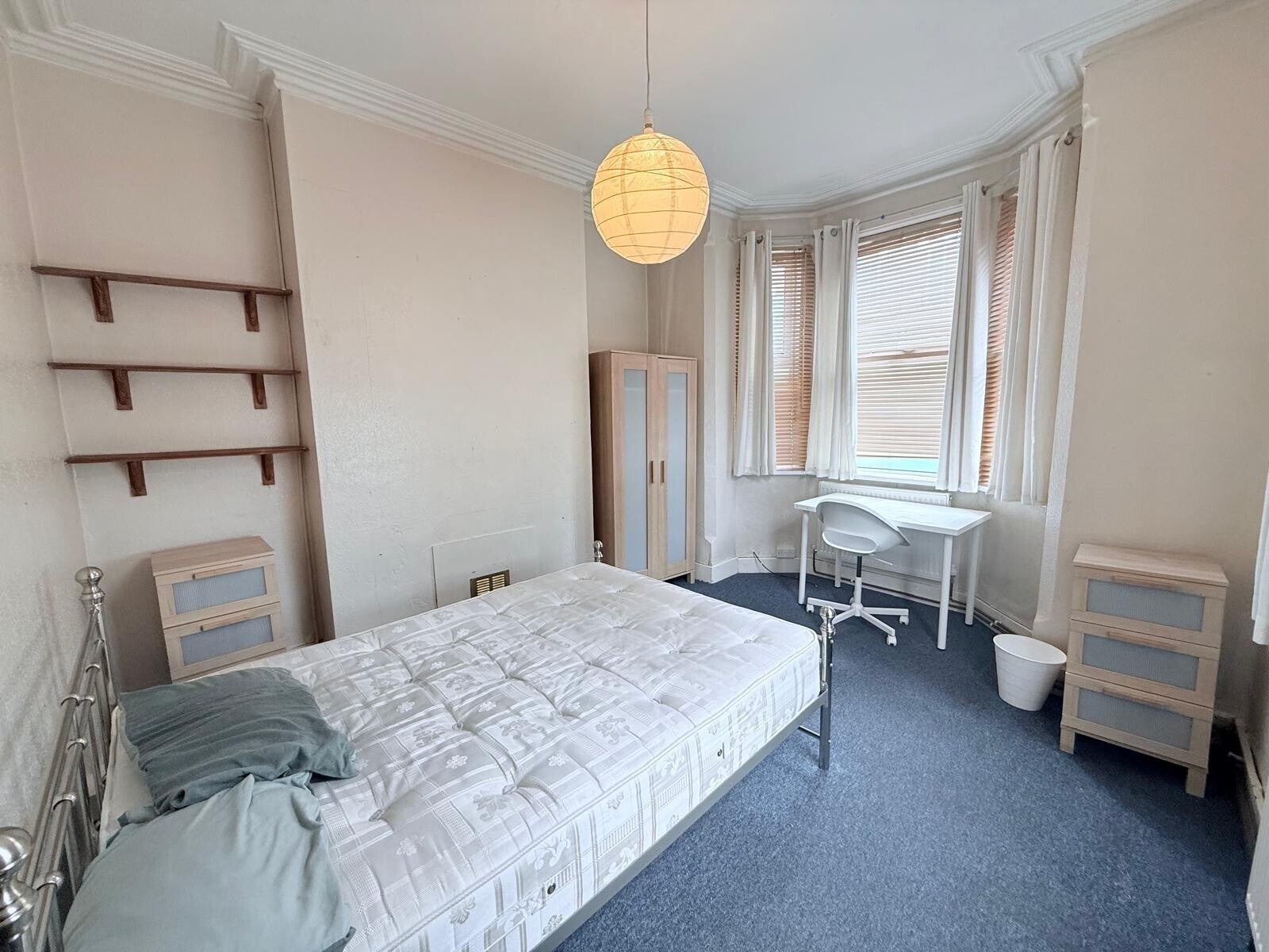 Room Claypole Road in Nottingham