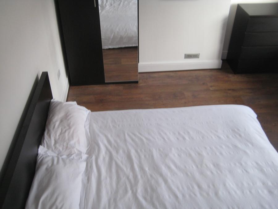 Room Pybus Street in Derby