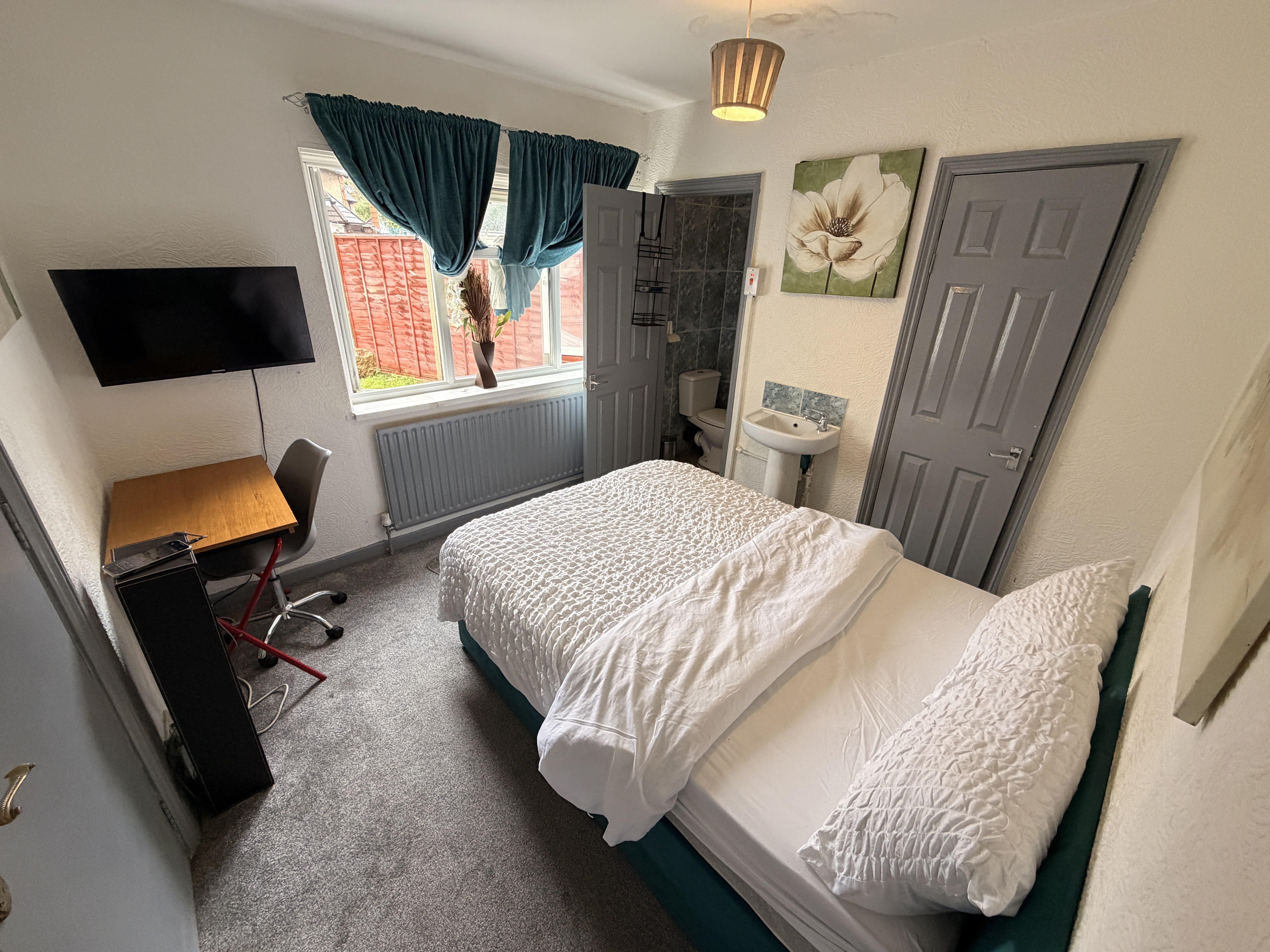 Room Eastern Avenue South in Northampton