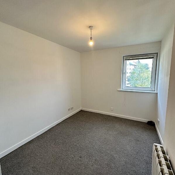 Flat Crieff Road in Perth