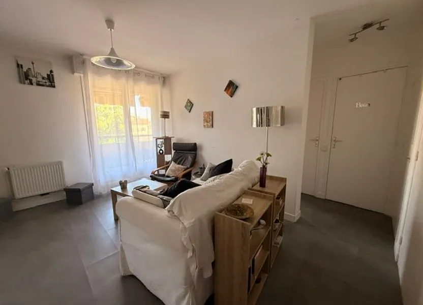 Appartement Rue Louis Pasteur à Oullins-Pierre-Bénite
