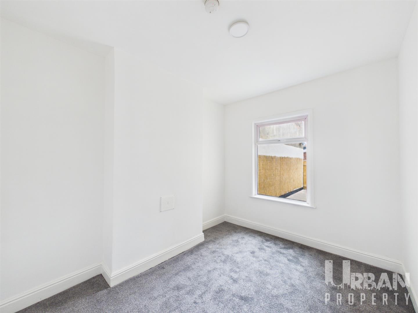 House Cordella Close in Hull
