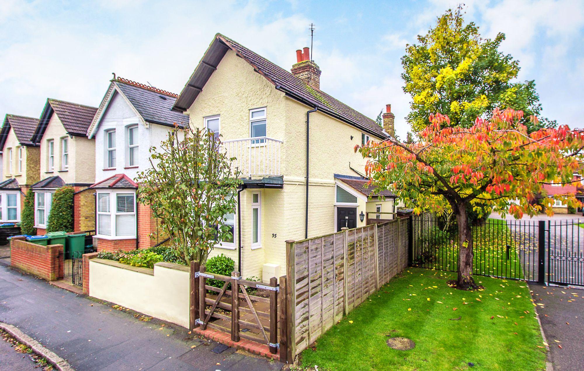 House Florence Road in Elmbridge