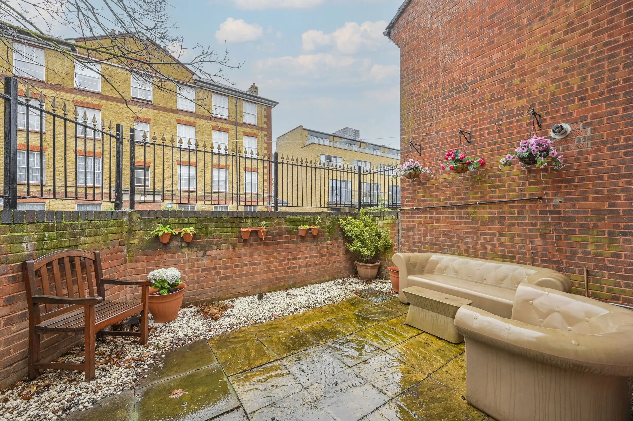 House Claire Place in Greater London