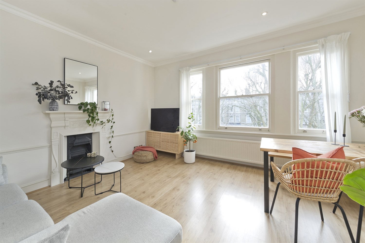 Flat Lexham Gardens in Greater London