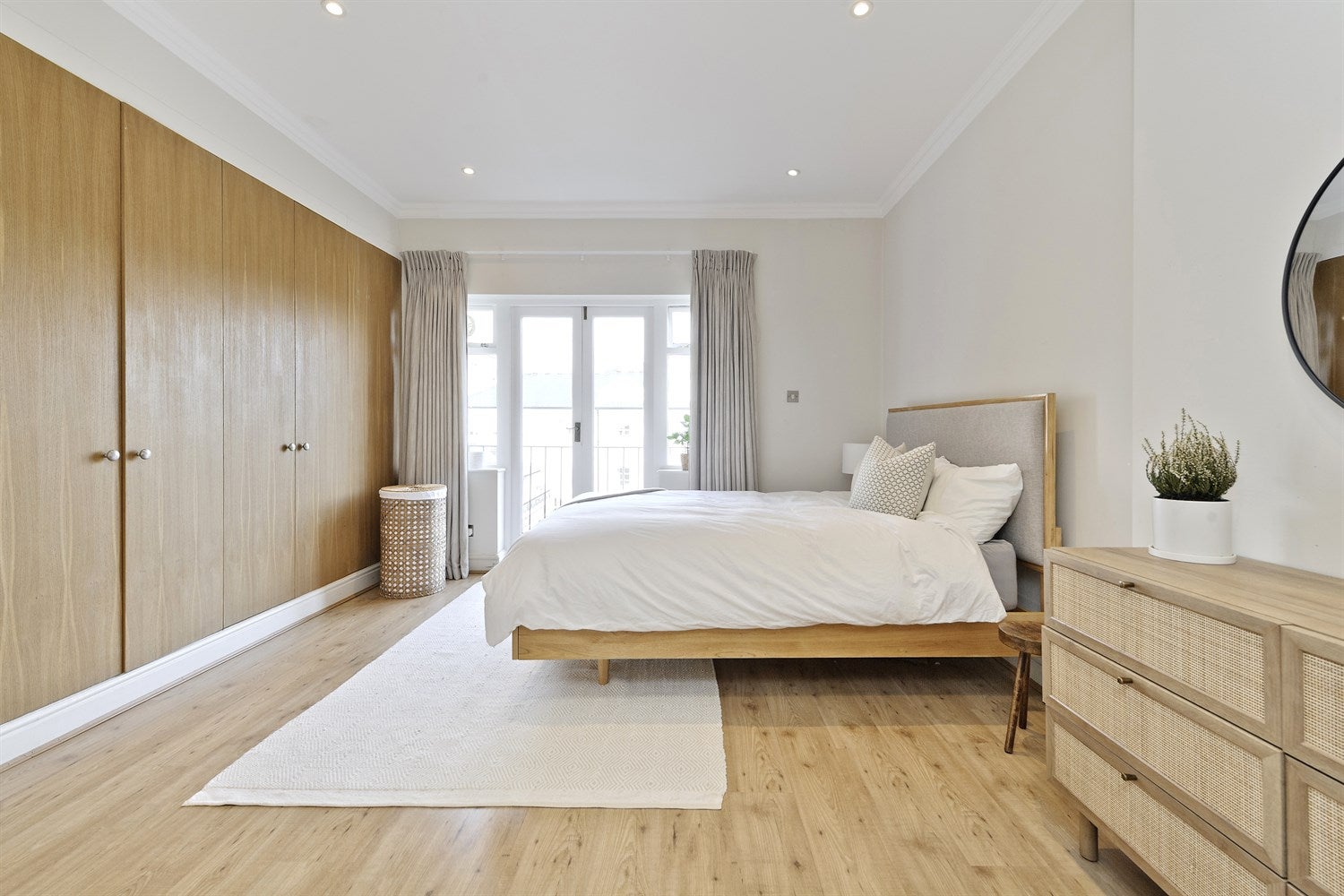 Flat Lexham Gardens in Greater London