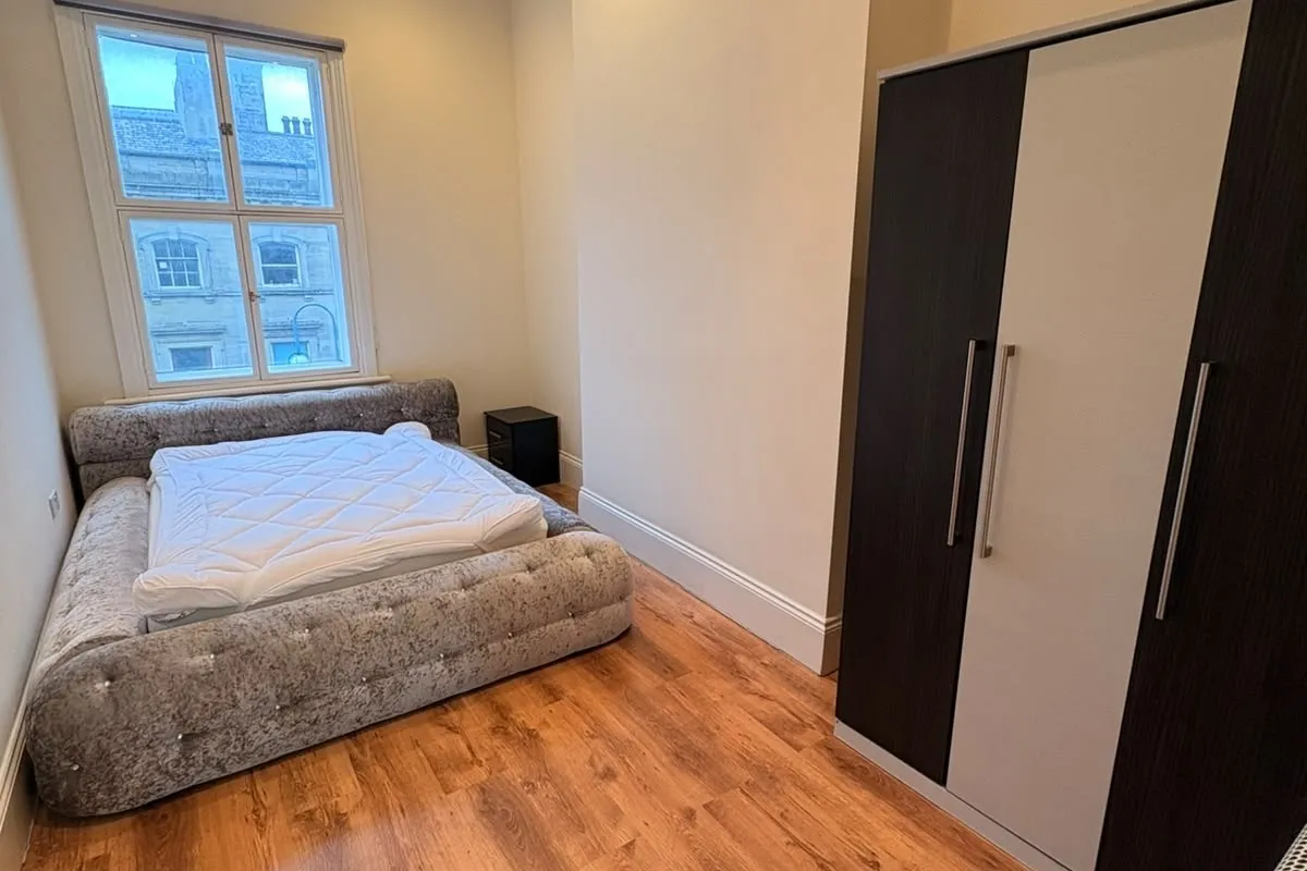 Flat John William Street in Kirklees