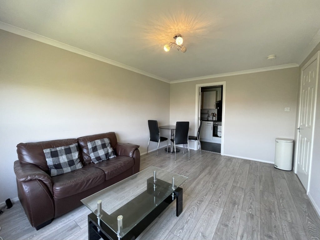 Flat Gibson Street in Glasgow