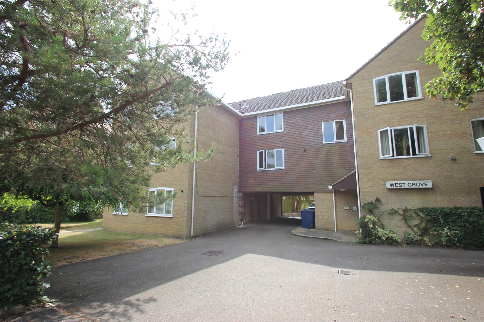 Flat Avery Court in Oxford