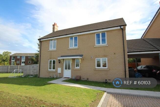 House McCrae Close in North Hertfordshire