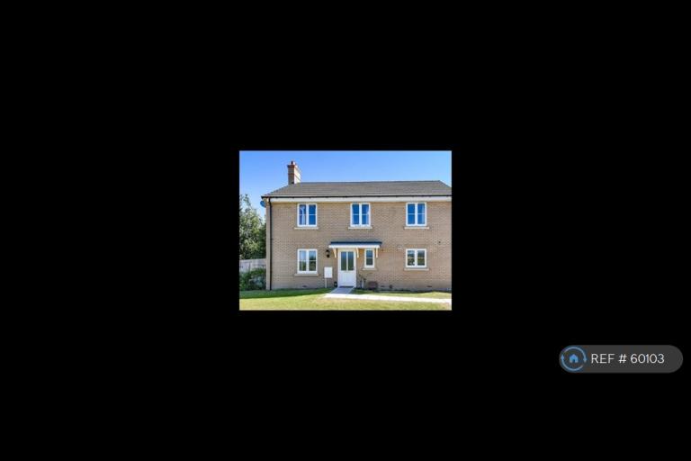 House McCrae Close in North Hertfordshire