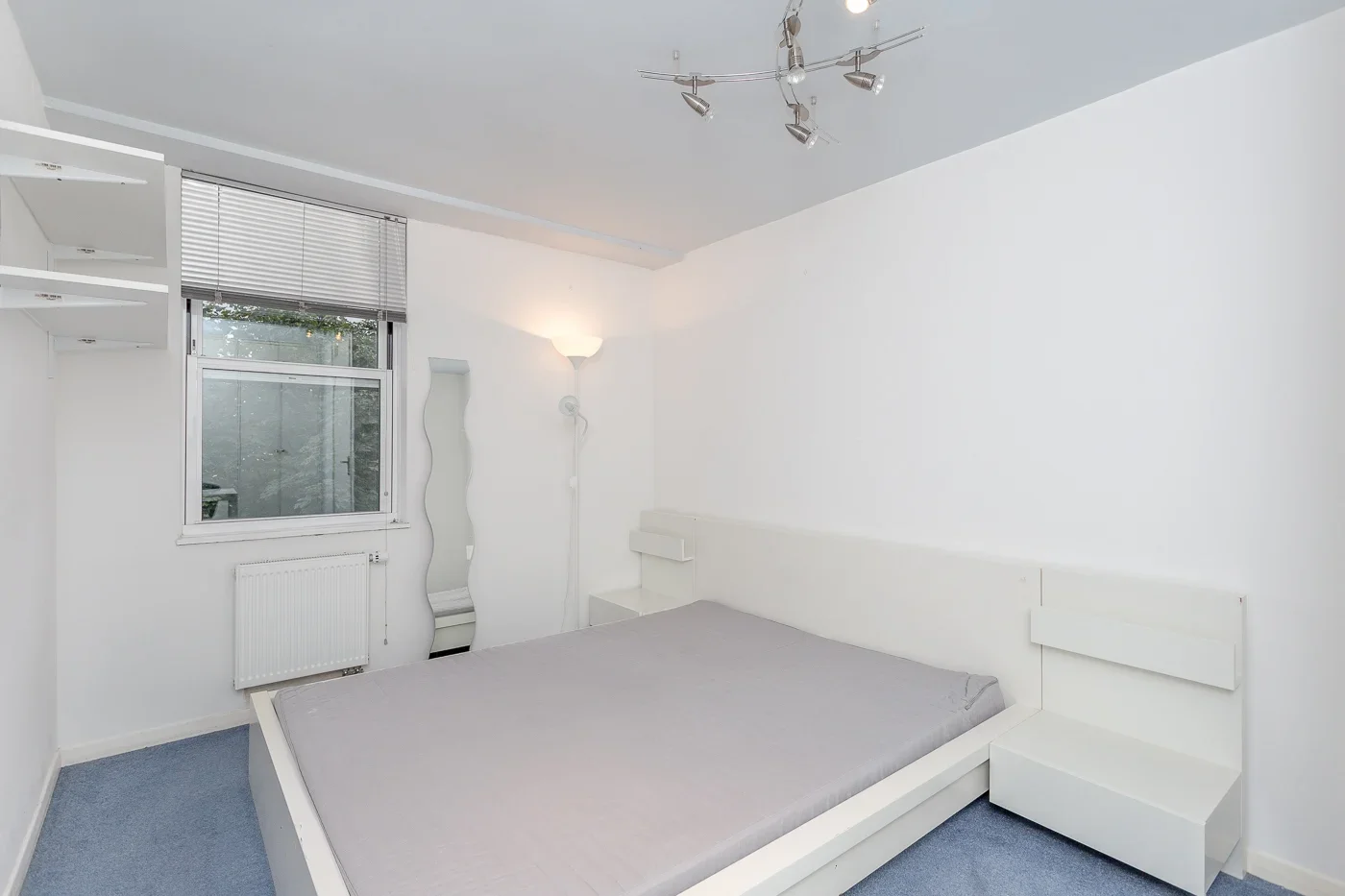 Flat Shrewsbury Road in City of Westminster