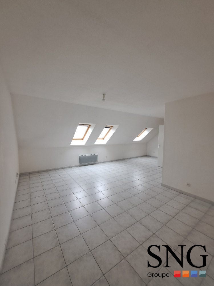 Appartement Rue de la Croix de Pierre à Rouxmesnil-Bouteilles