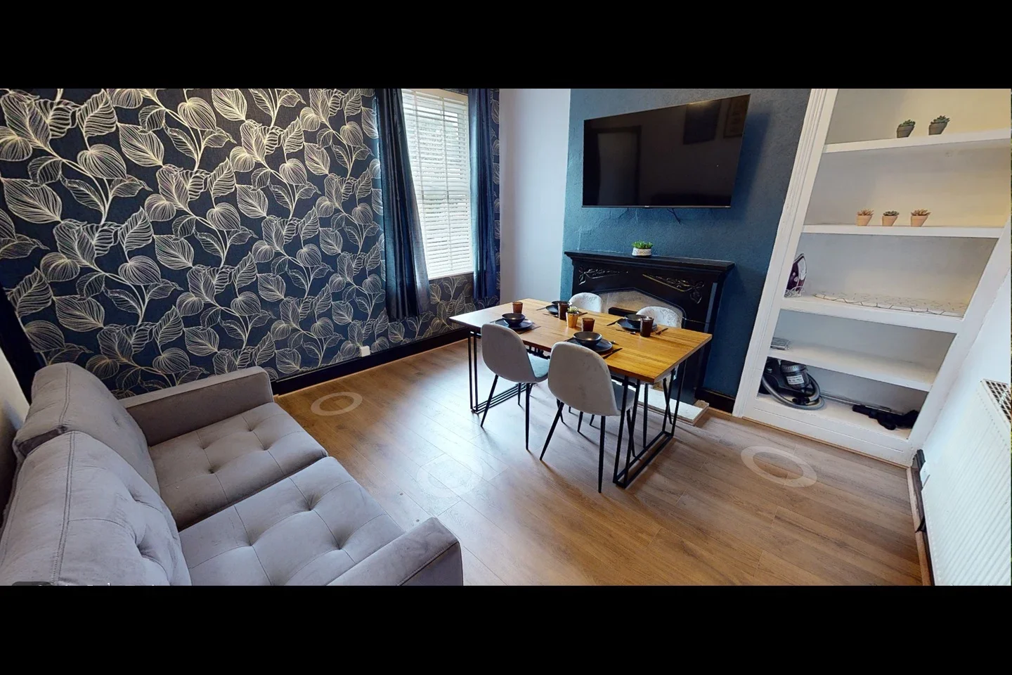 Room Liverpool Road in Salford