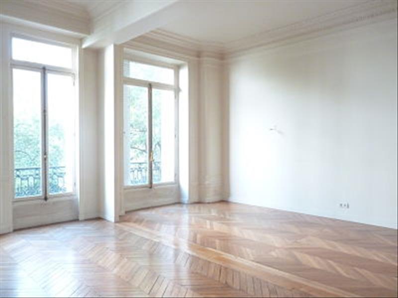 Appartement Rue Jean-Goujon à Paris